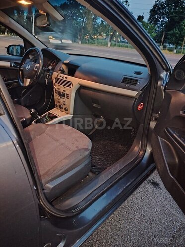 Opel Astra 2008, 382,537 km - 1.4 l - Zaqatala