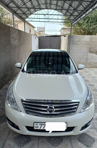 Nissan Teana 2010, 220,000 km - 2.5 l - Salyan