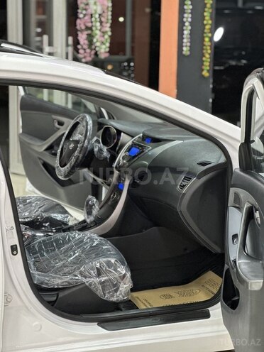 Hyundai Elantra 2013, 154,000 km - 1.8 l - Sumqayıt