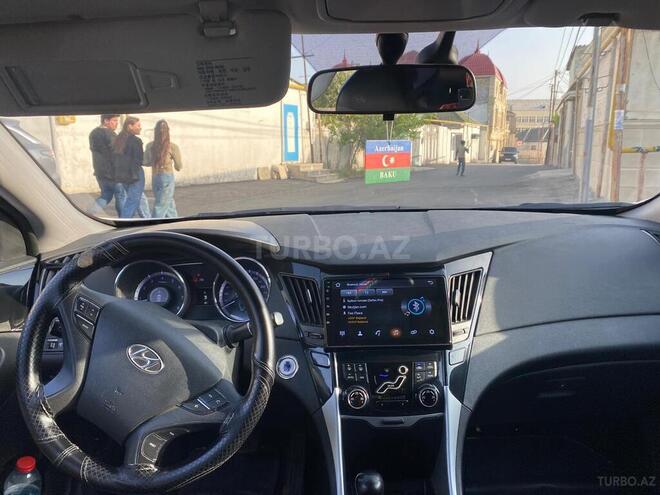 Hyundai Sonata-7