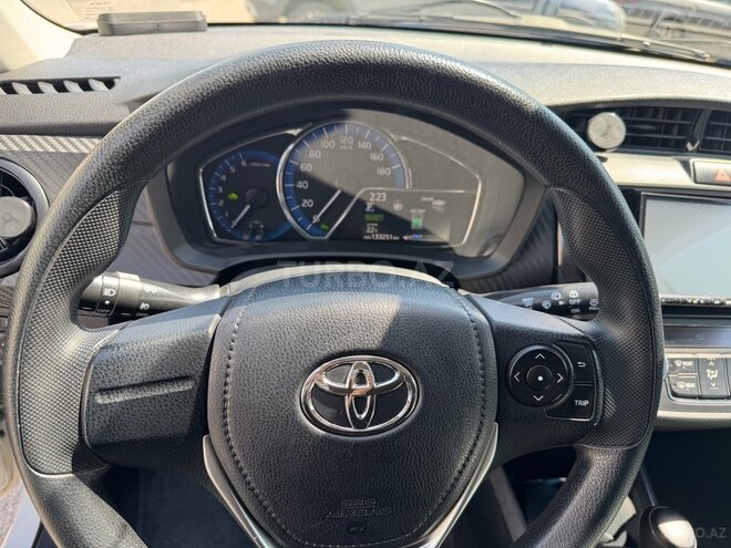 Toyota Corolla Axio 2018, 133,260 km - 1.5 л - Bakı