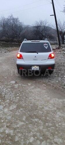 Mitsubishi Outlander 2004, 194,000 km - 2.4 l - Şəki