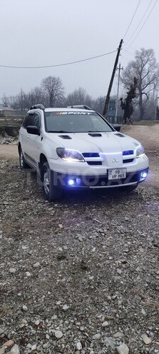 Mitsubishi Outlander 2004, 194,000 km - 2.4 l - Şəki
