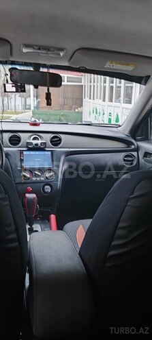 Mitsubishi Outlander 2004, 194,000 km - 2.4 l - Şəki