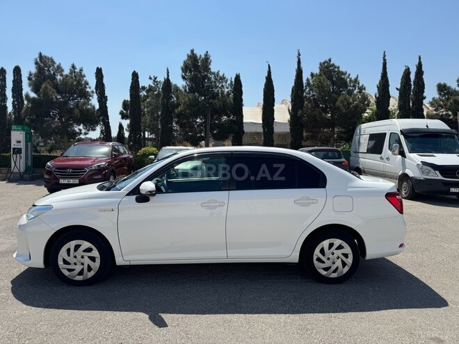 Toyota Corolla Axio 2018, 133,260 km - 1.5 л - Bakı