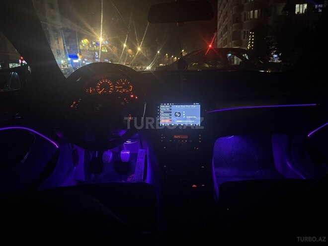 BMW 318 2000, 300 km - 1.9 l - Mingəçevir