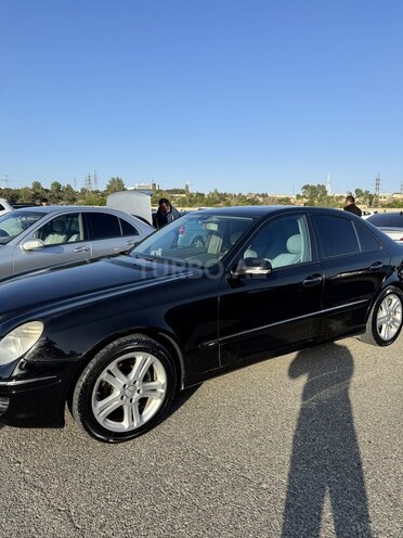 Mercedes E 280 2006, 350,000 km - 3.0 l - Sumqayıt