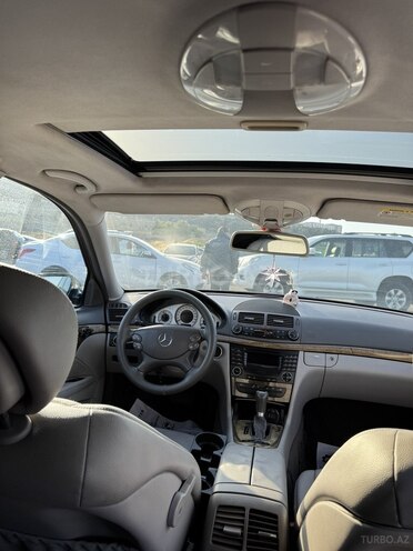 Mercedes E 280 2006, 350,000 km - 3.0 l - Sumqayıt