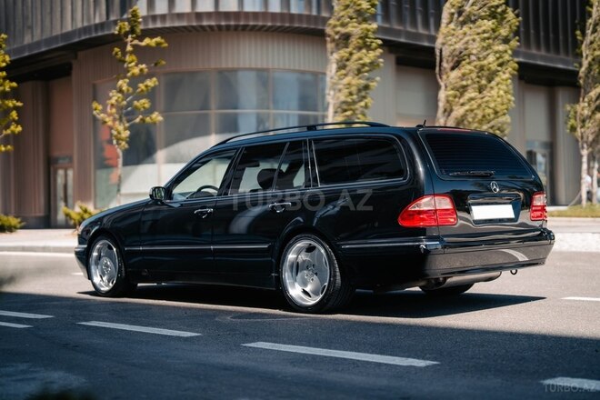 Mercedes E 240 2002, 170,000 km - 2.4 l - Bakı