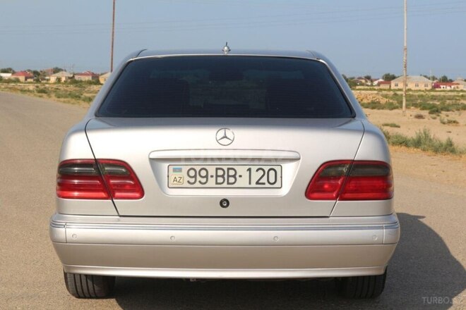 Mercedes E 270 1999, 347,240 km - 2.7 l - Bakı