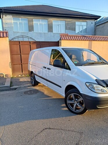 Mercedes Vito 111 2008, 193,000 km - 2.2 l - Qusar