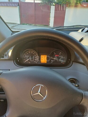 Mercedes Vito 111 2008, 193,000 km - 2.2 l - Qusar
