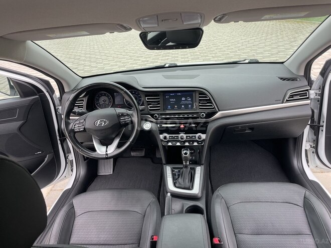 Hyundai Elantra 2019, 128,748 km - 2.0 л - Bakı
