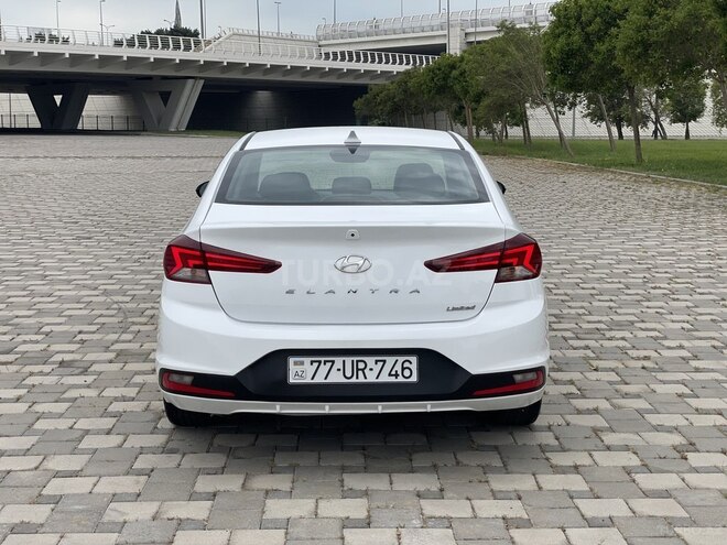Hyundai Elantra 2019, 128,748 km - 2.0 л - Bakı