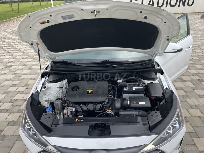 Hyundai Elantra 2019, 128,748 km - 2.0 л - Bakı