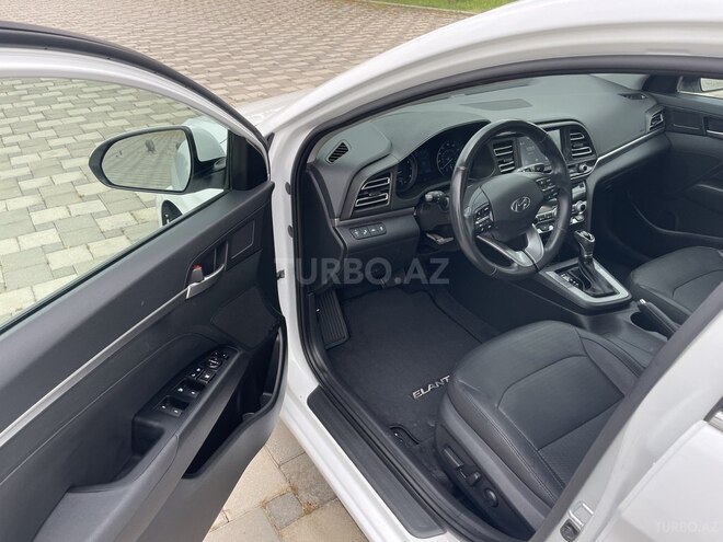 Hyundai Elantra 2019, 128,748 km - 2.0 л - Bakı