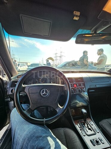 Mercedes C 240 1999, 356,000 km - 2.4 л - Bakı
