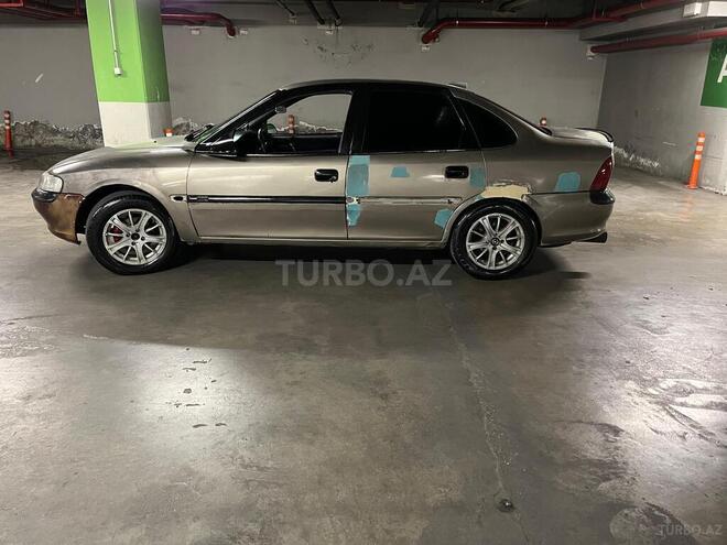 Opel Vectra 1996, 254,000 km - 1.6 l - Bakı