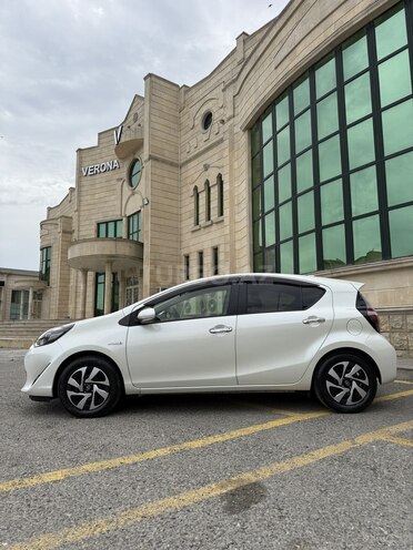 Toyota Aqua 2020, 61,300 km - 1.5 л - Bakı