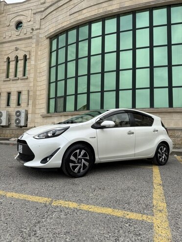 Toyota Aqua 2020, 61,300 km - 1.5 л - Bakı