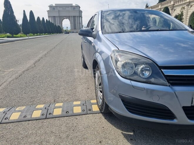Opel Astra 2006, 280,000 km - 1.4 l - Gəncə