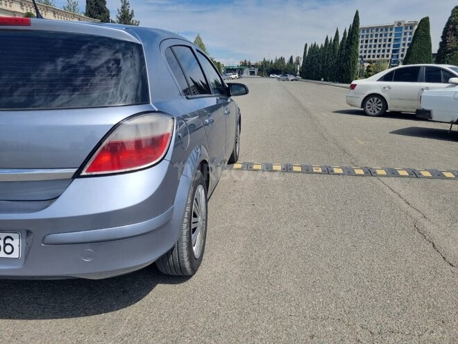 Opel Astra 2006, 280,000 km - 1.4 l - Gəncə