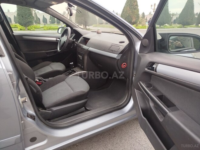 Opel Astra 2006, 280,000 km - 1.4 l - Gəncə
