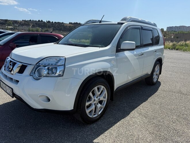 Nissan X-Trail 2013, 210,000 km - 2.5 l - Bakı