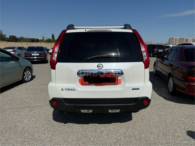 Nissan X-Trail 2013, 210,000 km - 2.5 l - Bakı