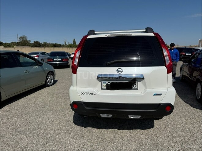 Nissan X-Trail 2013, 210,000 km - 2.5 l - Bakı
