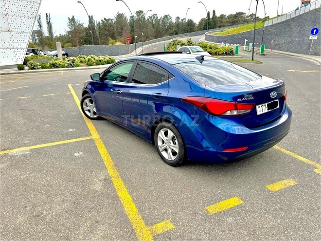 Hyundai Elantra 2015, 251,058 km - 1.8 l - Bakı