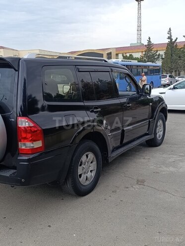 Mitsubishi Pajero 2005, 294,000 km - 3.0 l - Bakı