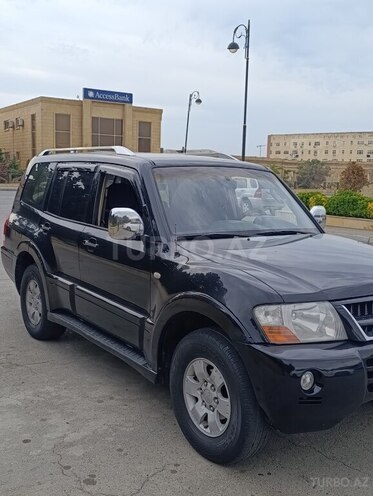 Mitsubishi Pajero 2005, 294,000 km - 3.0 l - Bakı
