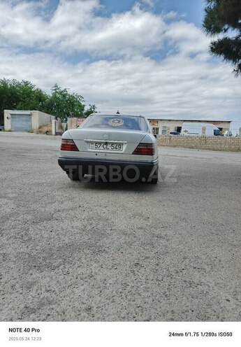 Mercedes E 220 1994, 480,000 km - 2.2 l - Şəmkir
