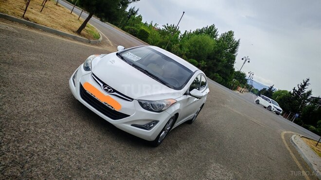 Hyundai Elantra 2013, 200,146 km - 1.8 л - Masallı