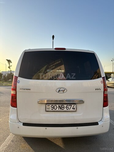 Hyundai H-1 2009, 385,000 km - 2.5 l - Bakı