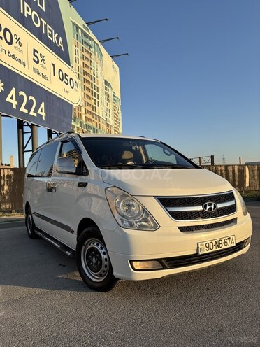 Hyundai H-1 2009, 385,000 km - 2.5 l - Bakı