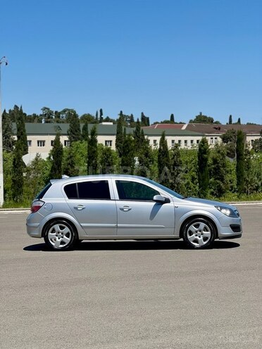 Opel Astra 2006, 244,000 km - 1.4 l - Gəncə