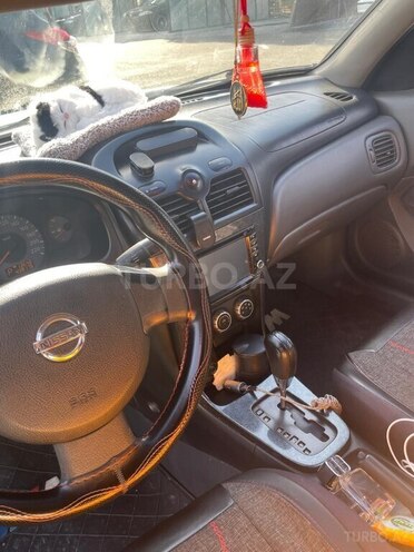 Nissan Sunny 2011, 438,000 km - 1.6 l - Bakı