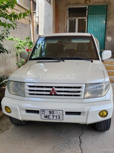Mitsubishi Pajero io 2000, 263,000 km - 1.8 l - Bakı