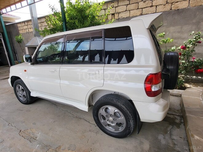Mitsubishi Pajero io 2000, 263,000 km - 1.8 l - Bakı