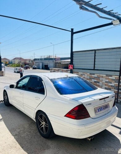 Mercedes C 200 2001, 287,643 km - 2.0 l - Bakı
