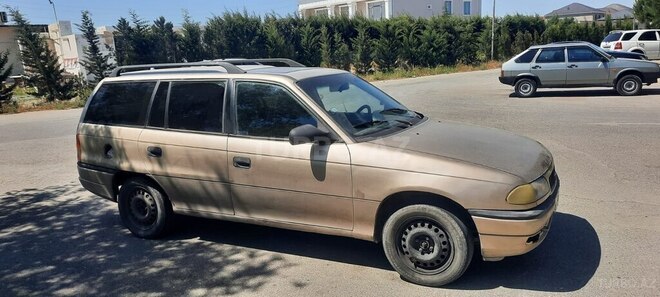 Opel Astra 1997, 123,456 km - 1.6 l - Bakı