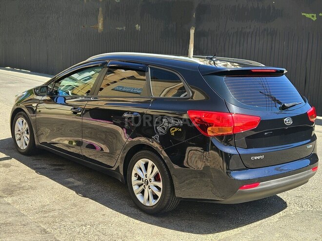 Kia  2016, 195,000 km - 1.6 l - Bakı
