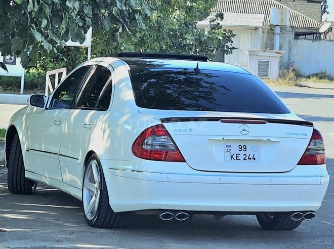 Mercedes E 240 2005, 298,000 km - 2.4 l - Gəncə
