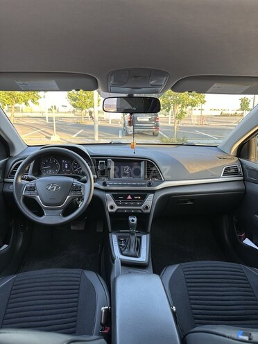 Hyundai Elantra 2017, 172,930 km - 2.0 л - Bakı