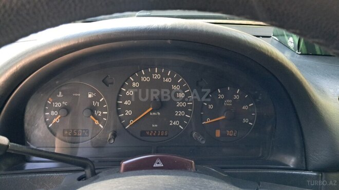 Mercedes ML 270 4MATIC 2003, 422,388 km - 2.7 л - Sumqayıt