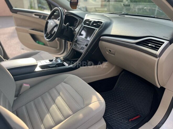 Ford Fusion (North America) 2019, 160,000 km - 2.0 l - Bakı