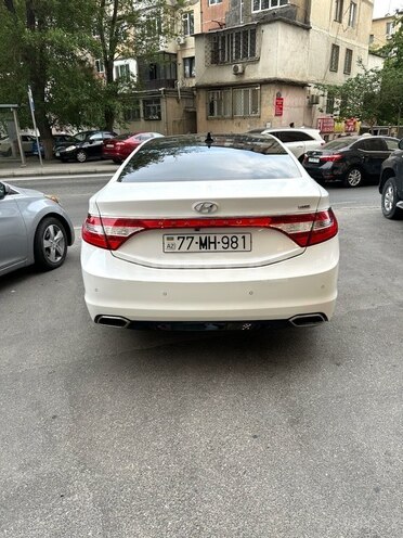 Hyundai Grandeur 2015, 182,566 km - 2.2 l - Bakı