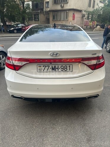 Hyundai Grandeur 2015, 182,566 km - 2.2 l - Bakı